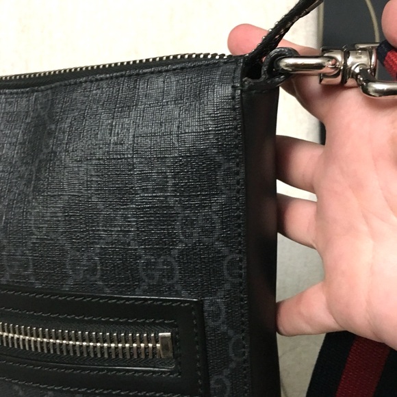 Authentic Gucci unisex crossbody bag black monogram coated canvas - Picture 9 of 16